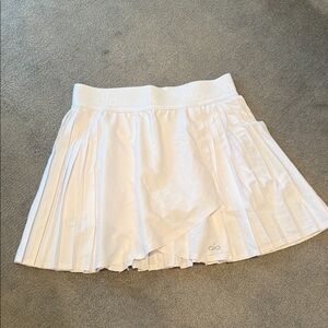 ALO Yoga Women's Cream Pleated tennis Skirt